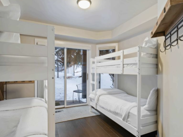 Beaver Creek Luxury Vacation Accommodation 200 Yard to Lift